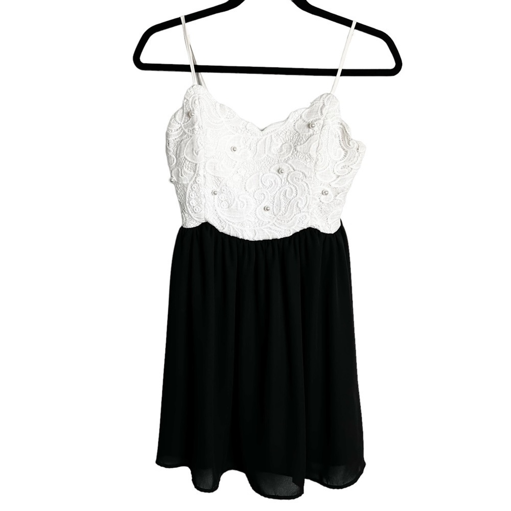 Chocolate‎ - Pearl & Lace Two-Toned Dress - Sz. S